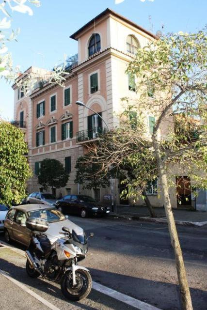 Tra Gianicolo E Trastevere ローマ エクステリア 写真